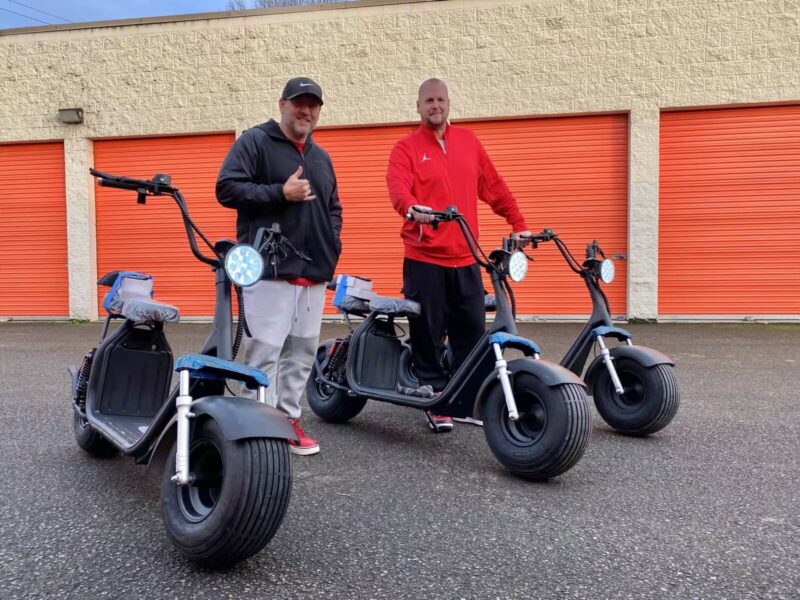 2026 EU in Stock Electric Semi Closed CargoTricycle EEC COC 3 Wheels Trike 25km/h 45ah 58ahTuktuk 72V Mobility Trolley for Cargo