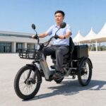 3-Wheel Electric Tricycle with Open Body Design High-Power 1750W Dual Motor 200kg Payload Capacity Long-range Driving Tricycle - image 2