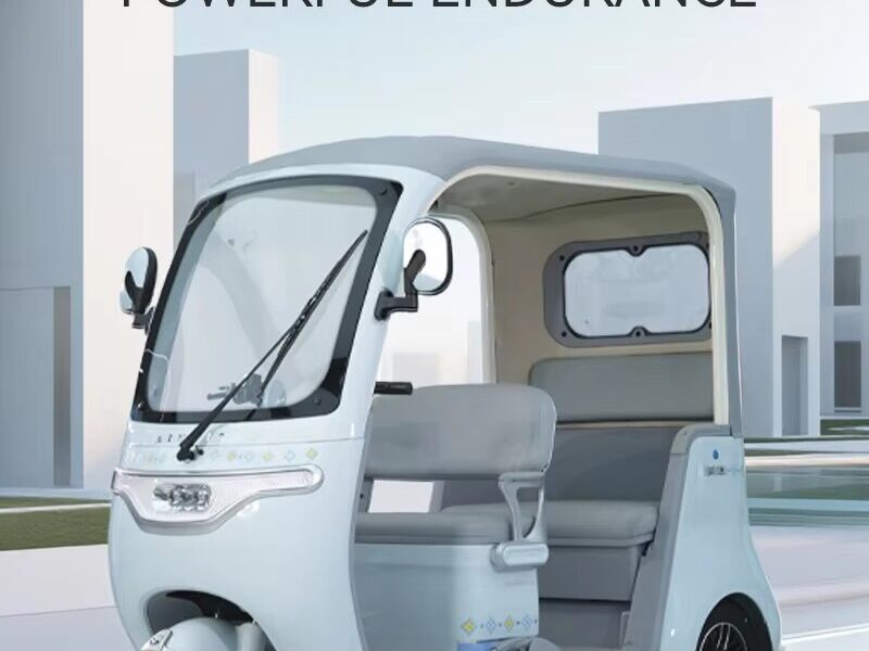 3000W 72V Electric Cargo Tricycle Air Conditioned Cabin Three Wheel Vehicle 400kg Payload