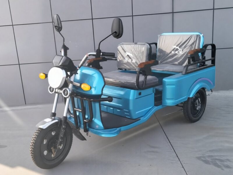 60V Electric Cargo Tricycle 400kg Payload Open Body Three Wheel Utility Vehicle 90km Range 25 Degree Gradeability 54km/h Speed