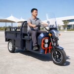 60V Electric Cargo Tricycle 501-800W Open Body Three Wheel Utility Vehicle 300-400kg Payload 90km Range - image 4