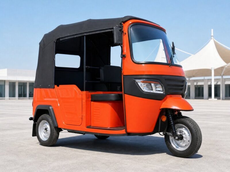 60V Electric Cargo Tricycle Cabin Tipper Truck 500kg Capacity Farm Delivery Vehicle