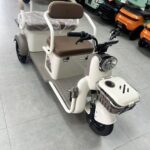 60V Electric Tricycle for Adults Seniors 3 Passengers Open Steel Frame 200kg Payload 50-70km Driving 50km/h Speed 3-5h Charging - image 3