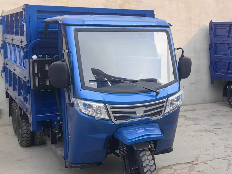 9 Wheel Tricycle High-Sided Gasoline Heavy-Duty 300cc 350cc Petrol Engine with One-piece Molded Cab Motorized Cargo Tricycle