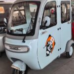 Adult Electric Tricycle Enclosed 4-Passenger Rainproof Design - image 2