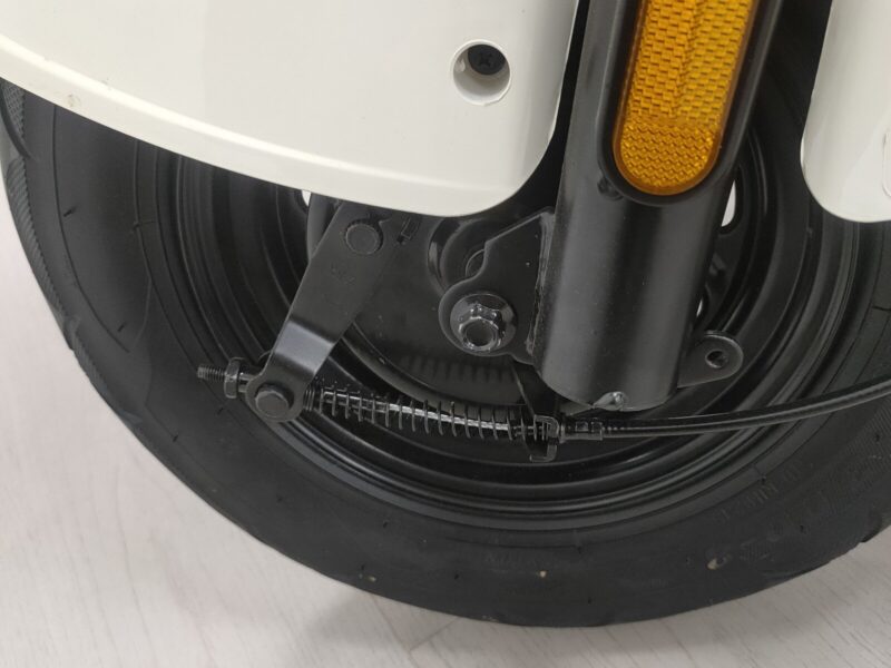 China 3 Wheels Adult Electric Tricycle with Child Seat and Handle Bar EEC Certificate Cheaper E-Trikes Electric Tricycles