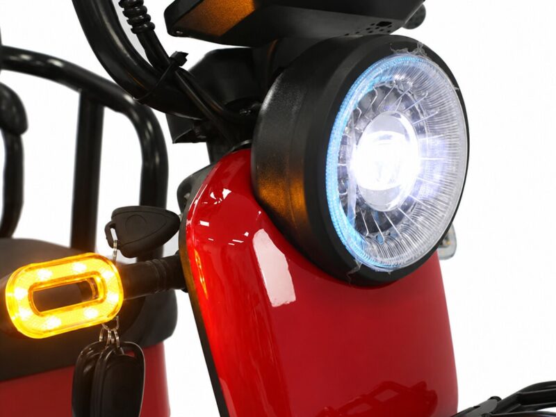 Chinese-Made Electric Tricycle New Energy Three-Wheel High Speed Open Body 60V Voltage