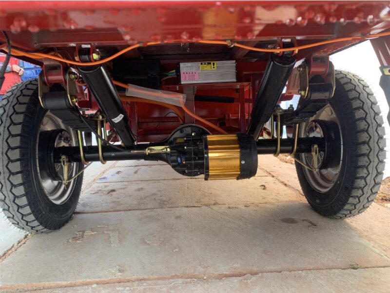 Factory Customized Electric Truck Household Adult Cargo Motorcycle Closed 4 Doors Spacious Electric Tricycles Agricultural Trike