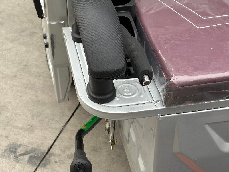 Factory Outlet Heavy Duty 1000W Electric Cargo Tricycle Open Body with LCD Display Steel Material 400kg Payload