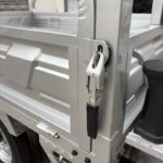 Factory Outlet Heavy Duty 1000W Electric Cargo Tricycle Open Body with LCD Display Steel Material 400kg Payload - image 8