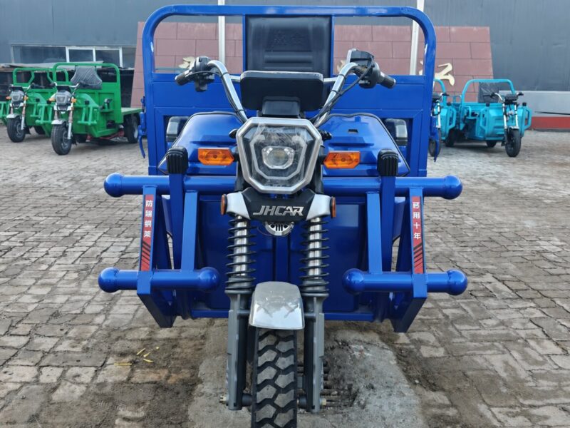 High Quality 60V 2000W BLDC Motor Kit Electric Open Body Design Differential Rear Axle Lead-acid Battery 2 Passengers 1500kg