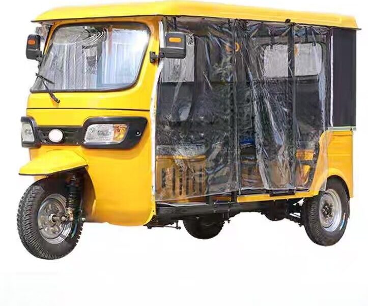 High Quality 8 Passenger Open Body Electric Tricycle Tuk Tuk with >1000W Power 70km/h Max Speed Ready to Ship