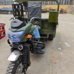 High Quality Gasoline Cargo Tricycle Van for Sale 2025 China Heavy Duty Closed Cabin Three Wheel Motorcycle - image 8
