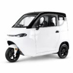 Spare Parts Electric Adult Closed Tricycle with Lithium Battery 2000W 72V 3 Passengers High Payload Capacity 45km/h 90km Range - image 3