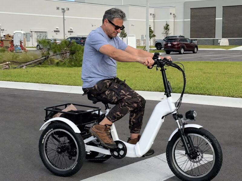 Wholesale Heavy Duty Fat Tire Electric Trike Folding 3 Wheel Electric Bike for Adults with Rear Rack
